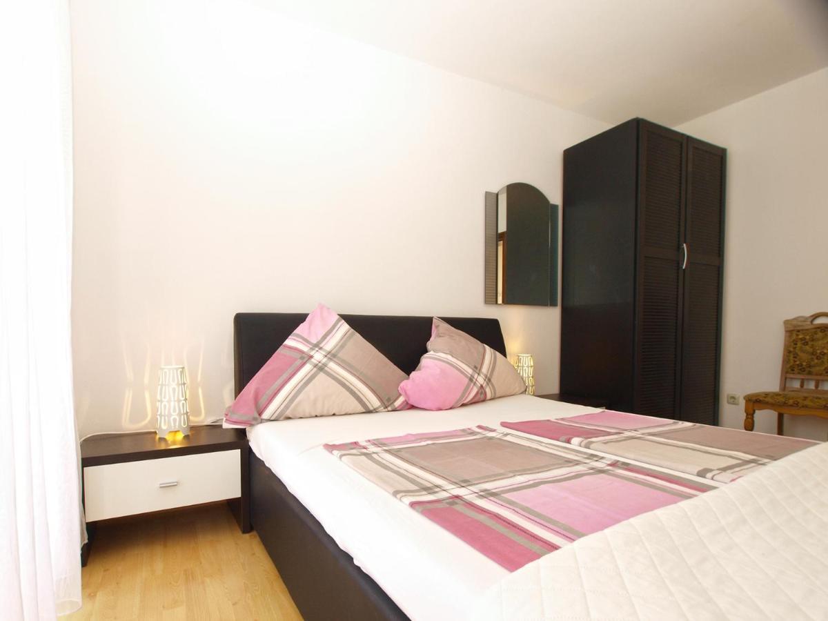 Apartments Ivanka 934 Fažana Buitenkant foto
